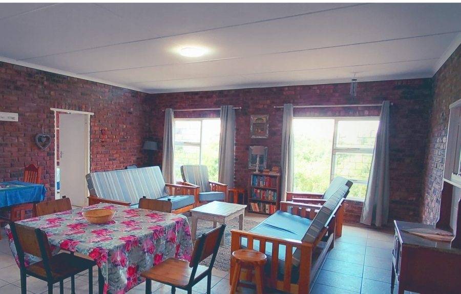 4 Bedroom Property for Sale in Oyster Bay Eastern Cape